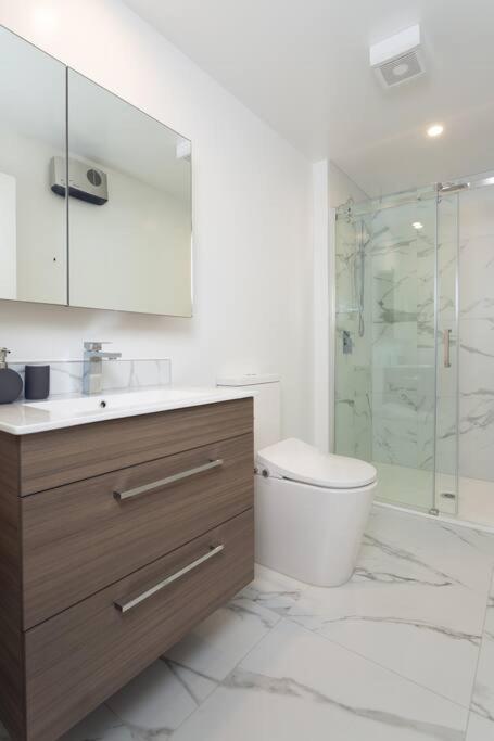Stellar Central City Apartment - Hagley Park Крайстчърч Екстериор снимка